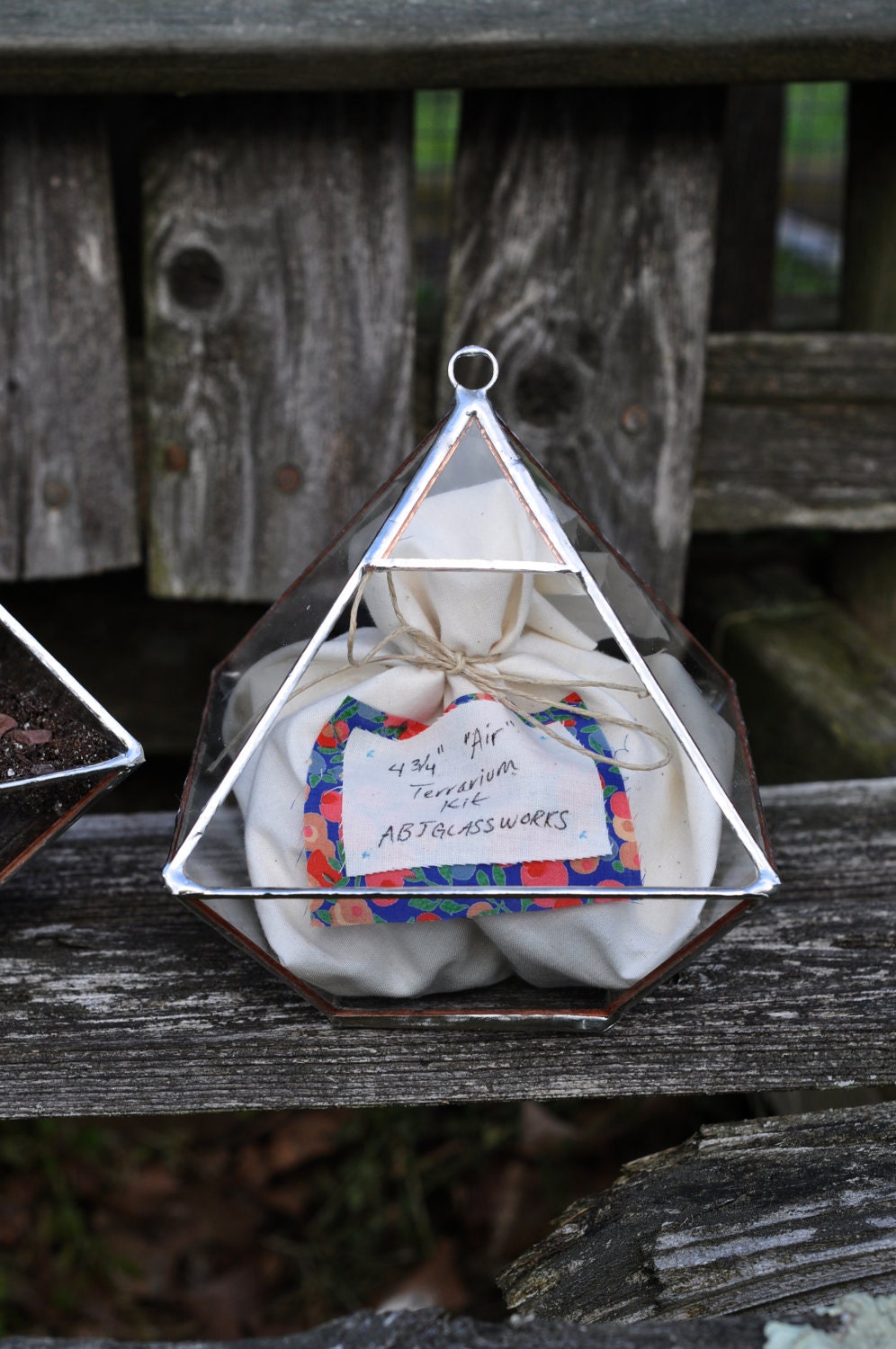 Air Terrarium Kit, pyramid top glass terrarium for hanging or to sit -- copper or silver color -- terrarium supplies -- eco friendly