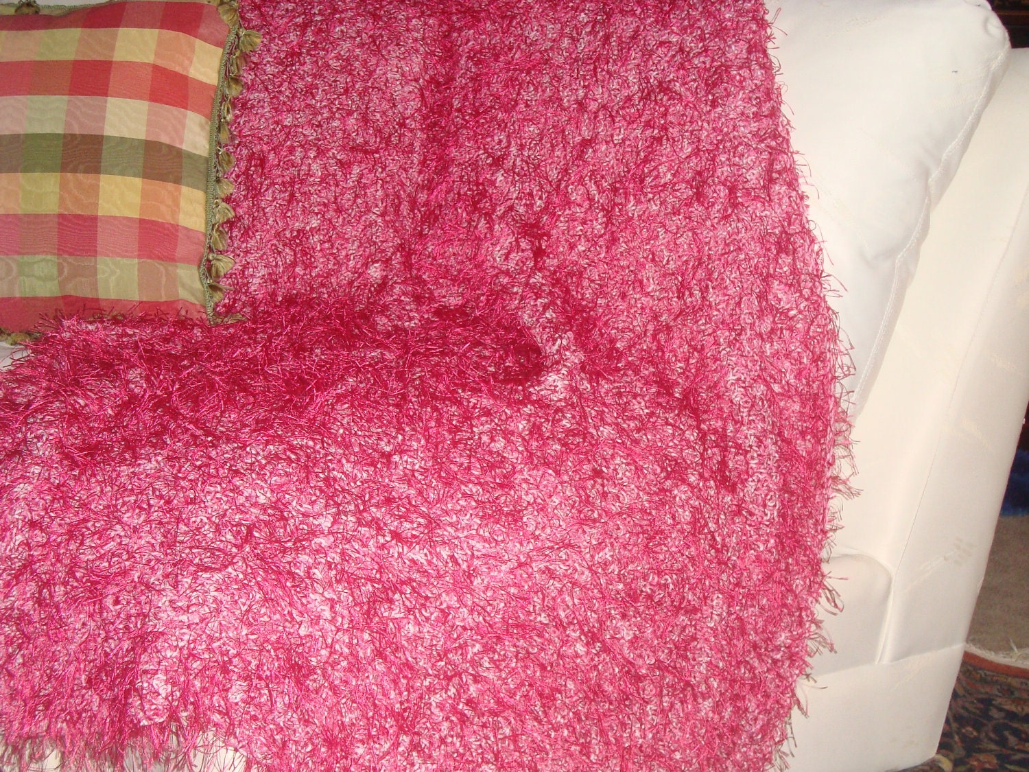 Knit Pink throw/blanket.Fur.