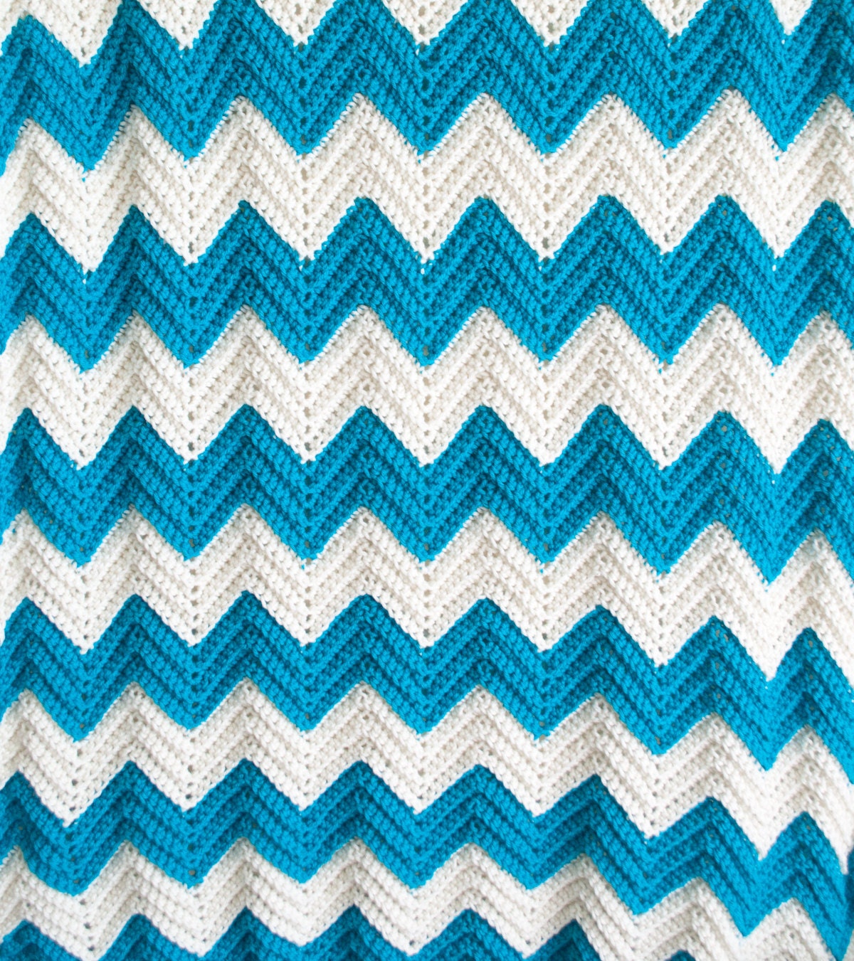 Chevron Stripe Zigzag Blanket Turquoise Ivory Medium
