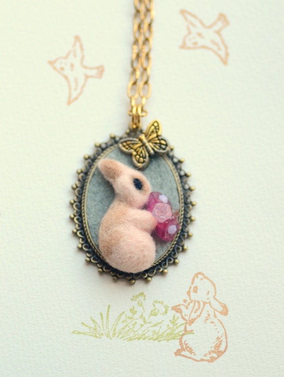 Whimsical needle felted bunny holding a red and pink flowers bouquet pendant necklace, spring & Easter item
