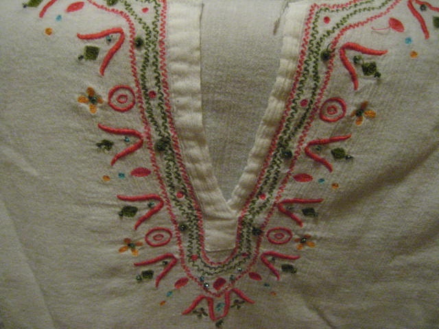 Vintage white cotton gauze tunic for summer fun. Ladies top. Beach.