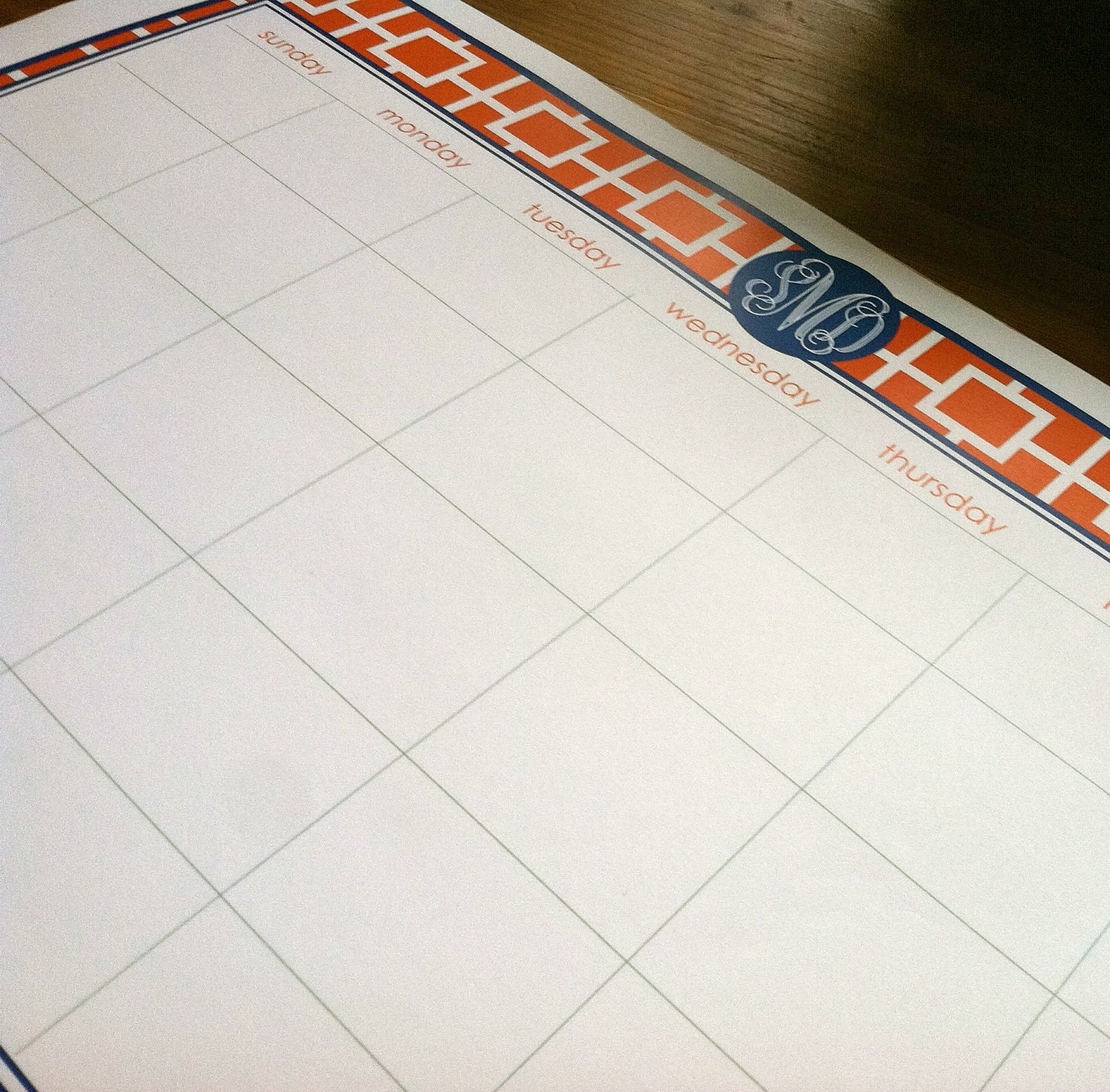 Square patterned, personalized desk calendar