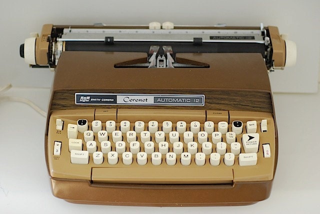 Smith and Corona CORNET Automatic Typewriter, VIntage Typewriter, Gift for Writer, Midcentury, Midcentury Office Typewriter, FAUX WOOD Decor