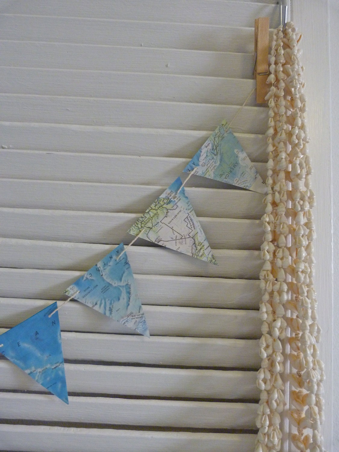 paper map bunting