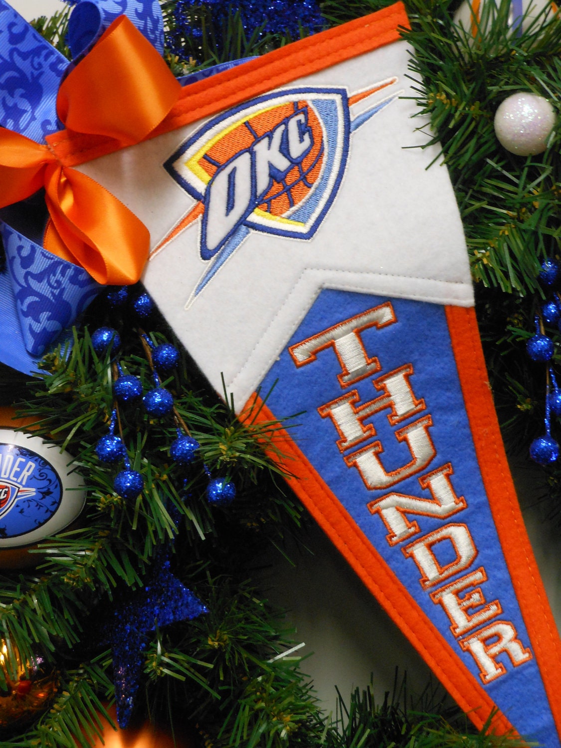 OKLAHOMA CITY THUNDER Basketball Wreath Trademark Pennant Ornaments Custom All-Season Wreath