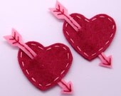 2 pcs - Handmade heart felt appliques (G044-D)