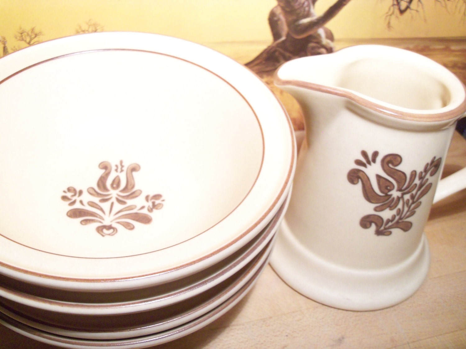 Pfaltzgraff Village Pattern Cream Pitcher and four bowl breakfast set Free Shipping
