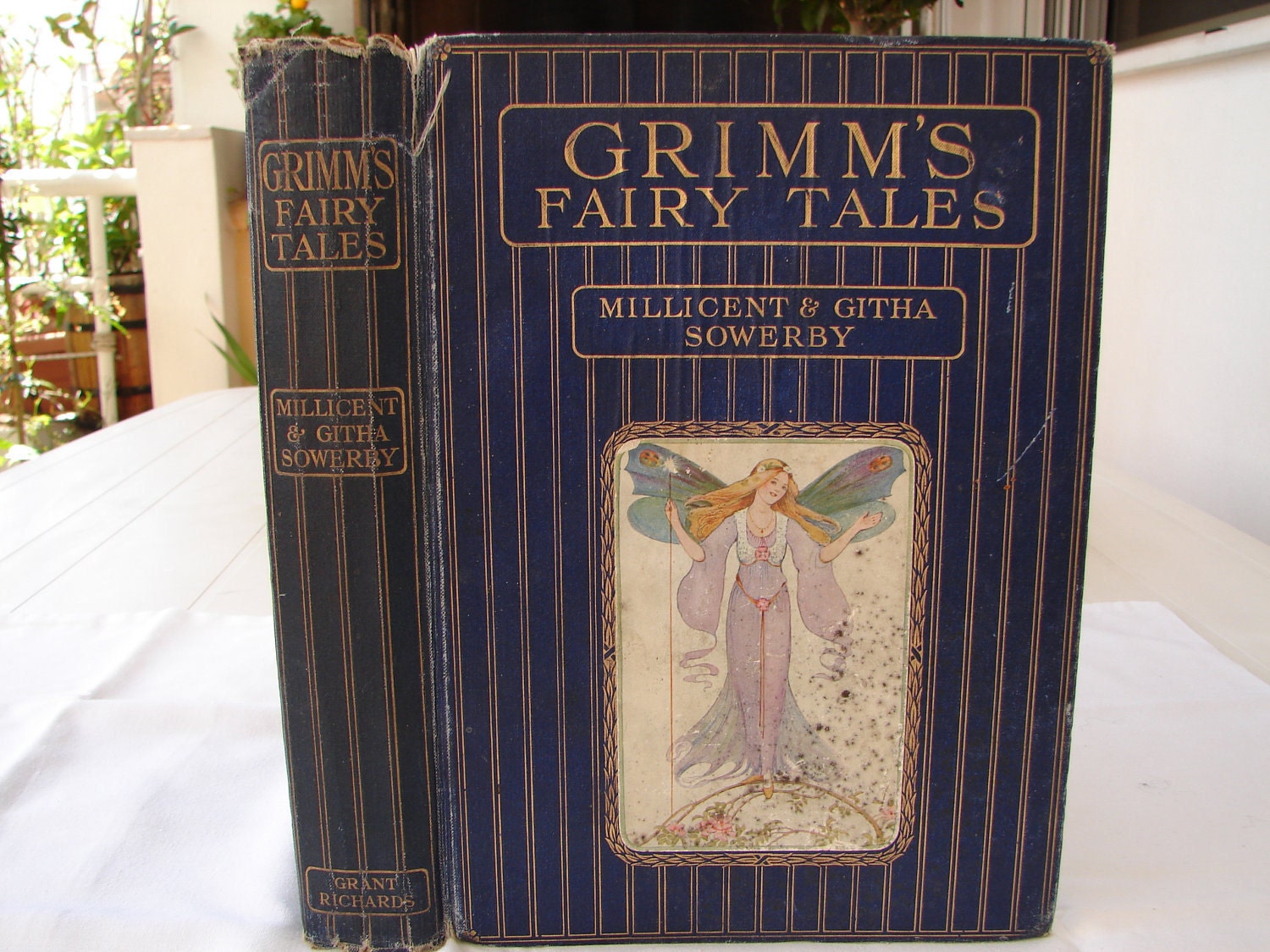 Scarce-Grimm's Fairy Tales,Millicent & Githa Sowerby Grant Richards,London1909-color plates/black/white illustrations