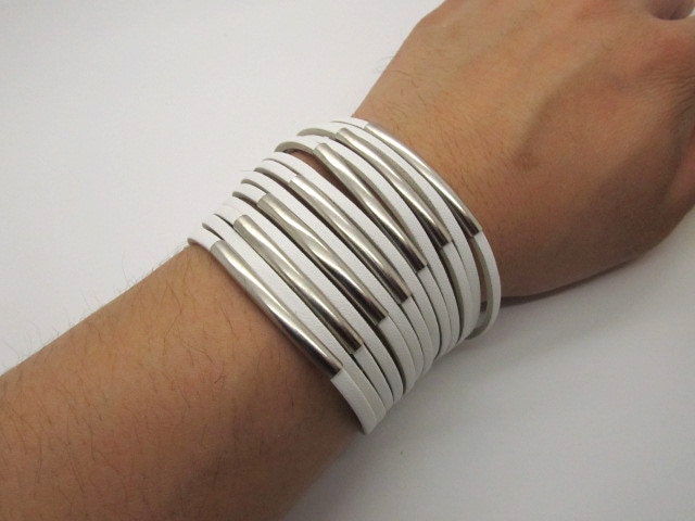 Stylish white strips of leather bracelet LL104