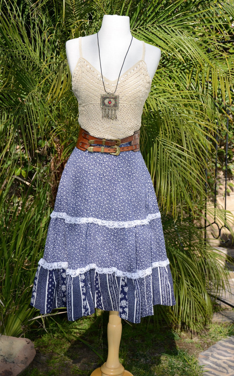 Vintage 70s Floral Calico Navy White Lace Hippie Boho Skirt Sz M