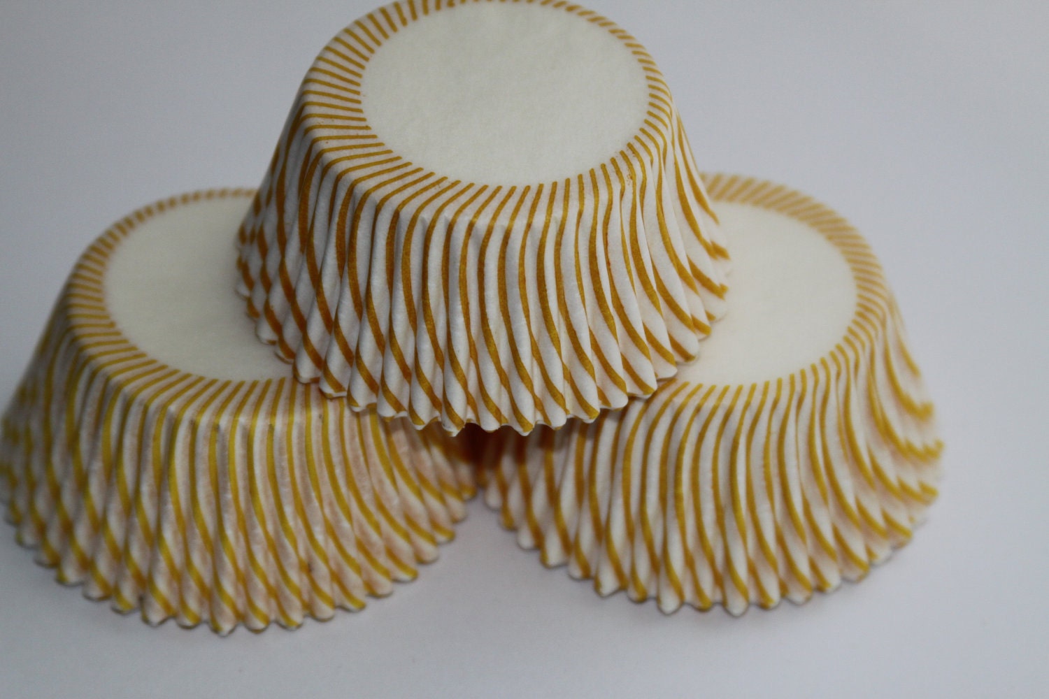 50 Yellow Circus Striped Standard Greaseproof Baking Cup Cupcake Liners Il_570xn