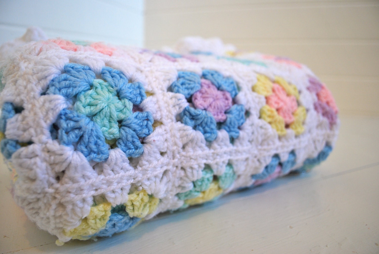 perfect baby shower gift: classic grandma granny square crochet afghan blanket coverlet throw, white, pink, blue, yellow, green