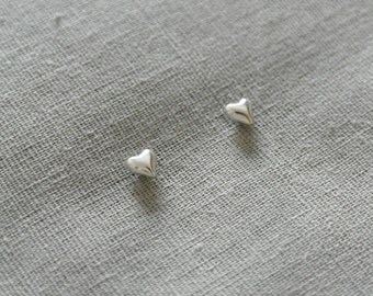 Make a wish silver plated tiny lucky heart earrings valentine