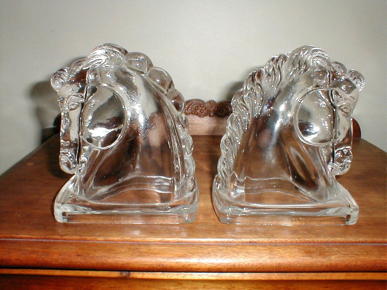 pair-vintage-clear-crystal-glass-horse-head-by-harvestmoonboutique