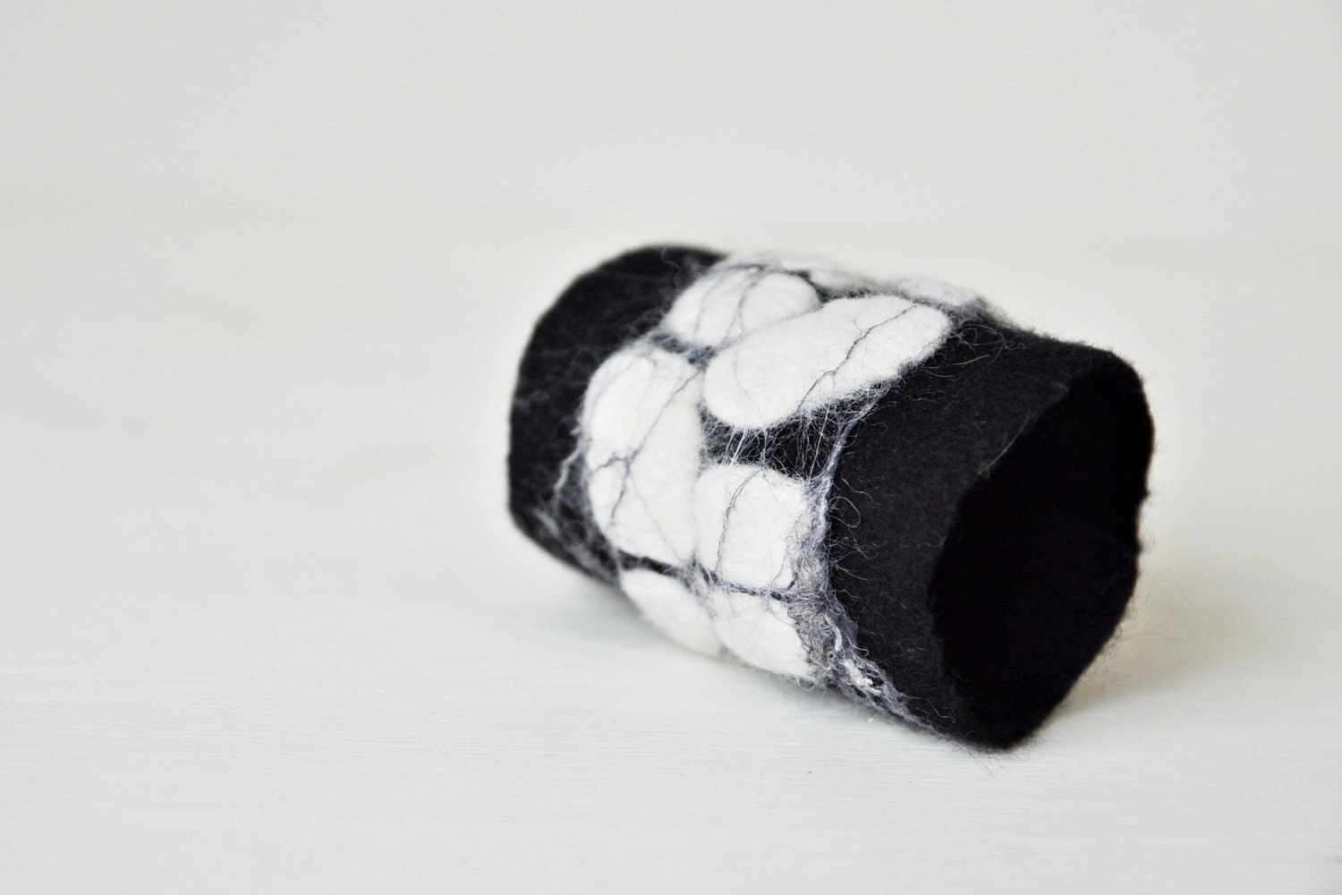 Ready to ship - Felted bracelet - White stones - Size S - Unique accessory - Gift for woman