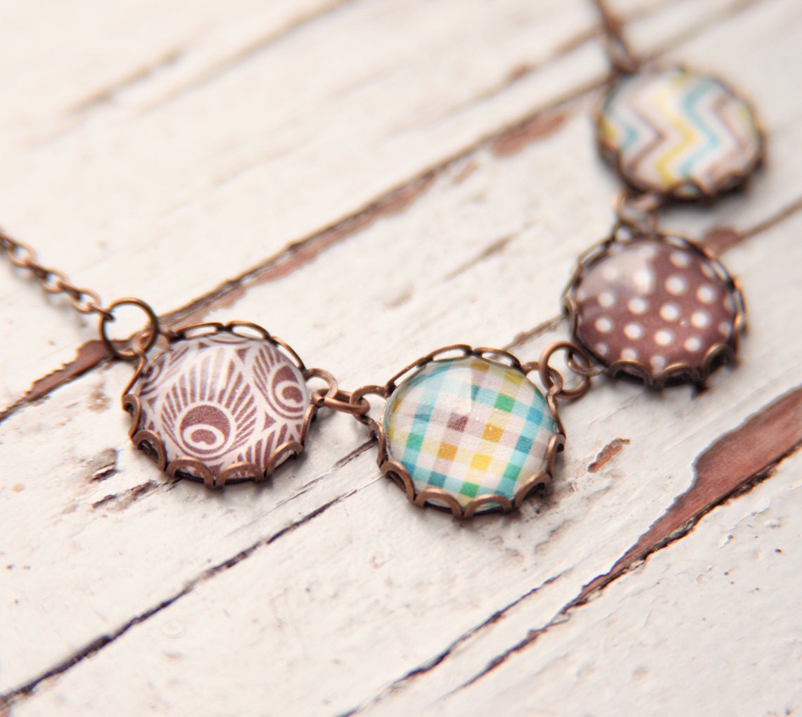 Rustic bib necklace - Simple jewelry - Free Worldwide Shipping - Gift for her under 35 USD