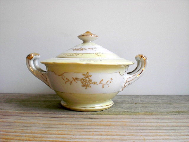 Vintage Japanese sugar dish / candy bowl / cottage chic / home decor / white / yellow / gold / Mothers Day gift idea