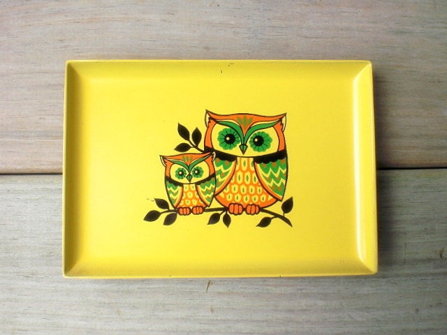 Vintage owl tray / retro kitchen / yellow / orange / green / folk owl / desk office decor / kitsch / Japanese