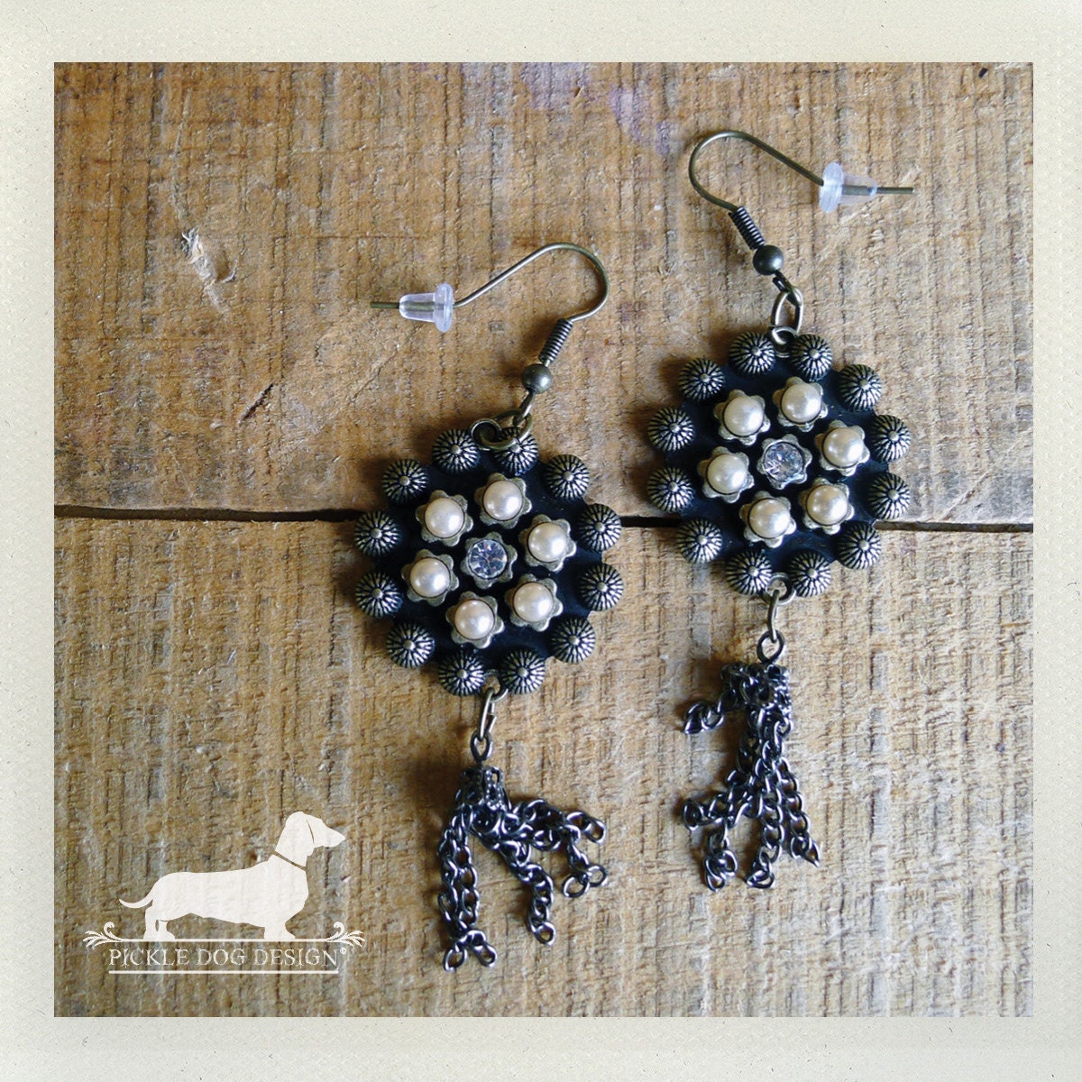 Circle of Pearls. Dangle Earrings -- (Vintage-Style, Elegant, Rustic Chic, Antiqued Brass, Romantic, Brown, Feminine, Gift Under 10)