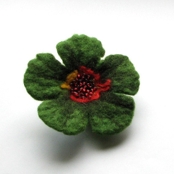 Felt brooch - Felted flower brooch - Hand felted flower brooch -  green brooch - Gift for her - Unique gift - Gift ideas - Holiday gift