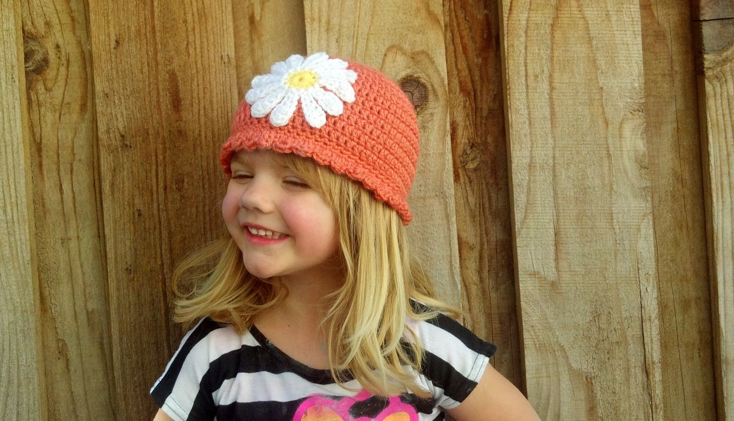 Spring Time Daisy Beanie- PDF pattern