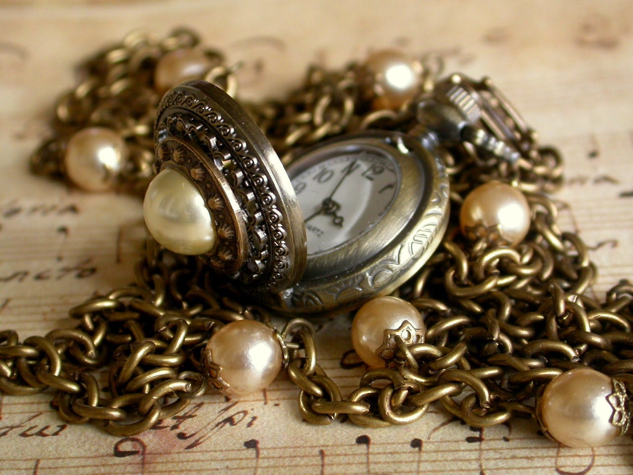 Small Victorian Pocket Watch Pendant Necklace - Vintage Champagne Glass Pearls - Vintage Style Victorian Locket Jewelry