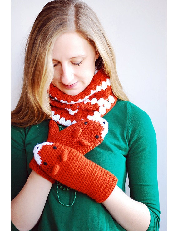 FOX MITTENS and COWL - Ready to ship - Gift Wool Crochet Woman Girl Teens Cozy Ginger Red Forest Animals Woodland Southern Fall Winter Sale