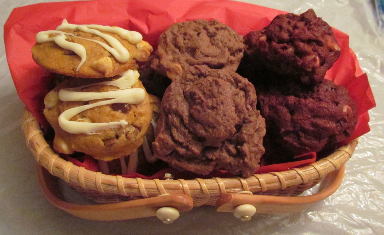 Dee's Cookie Sampler Basket - Small