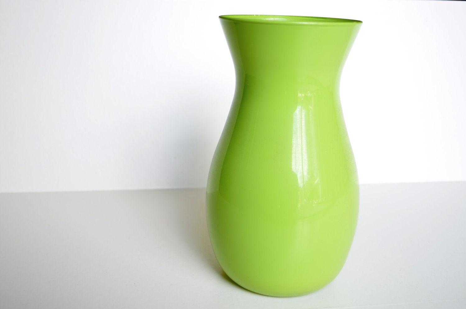 Lime Retro Modern Green Vintage glass vase-houseware home decor flower vase