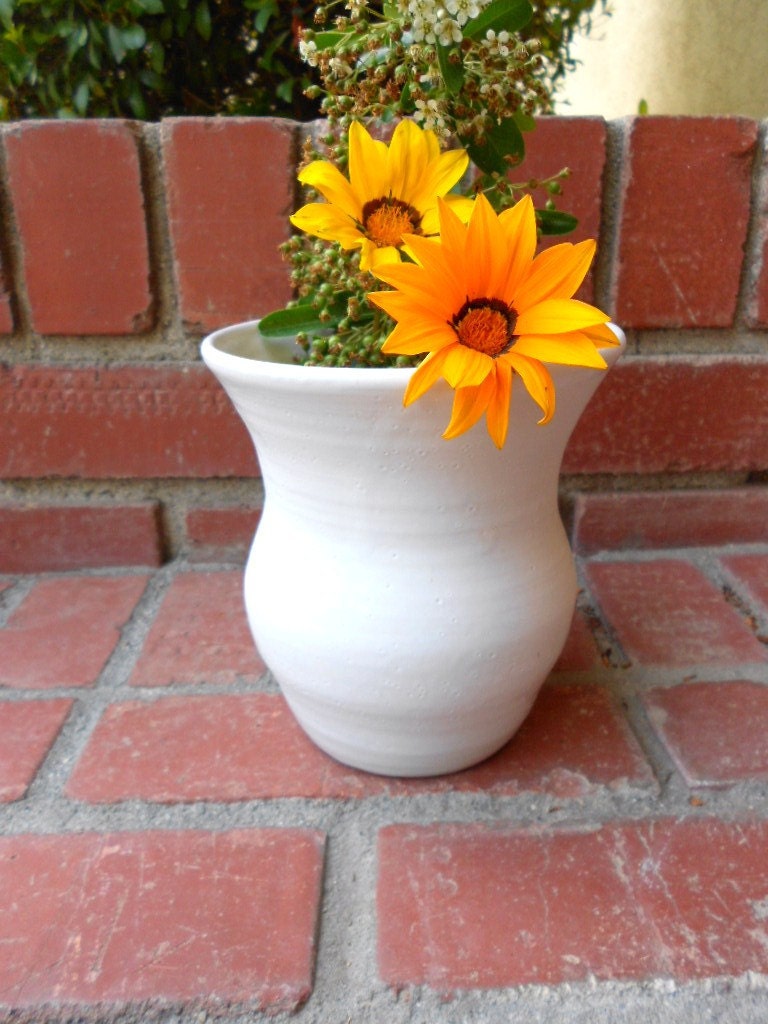 Oh so Sweet Marshmallow White Wedding Vase