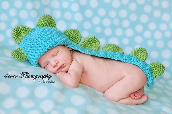Newborn Dinosaur Blue and Green Spikes Tail Crochet Hat 0-12 Months
