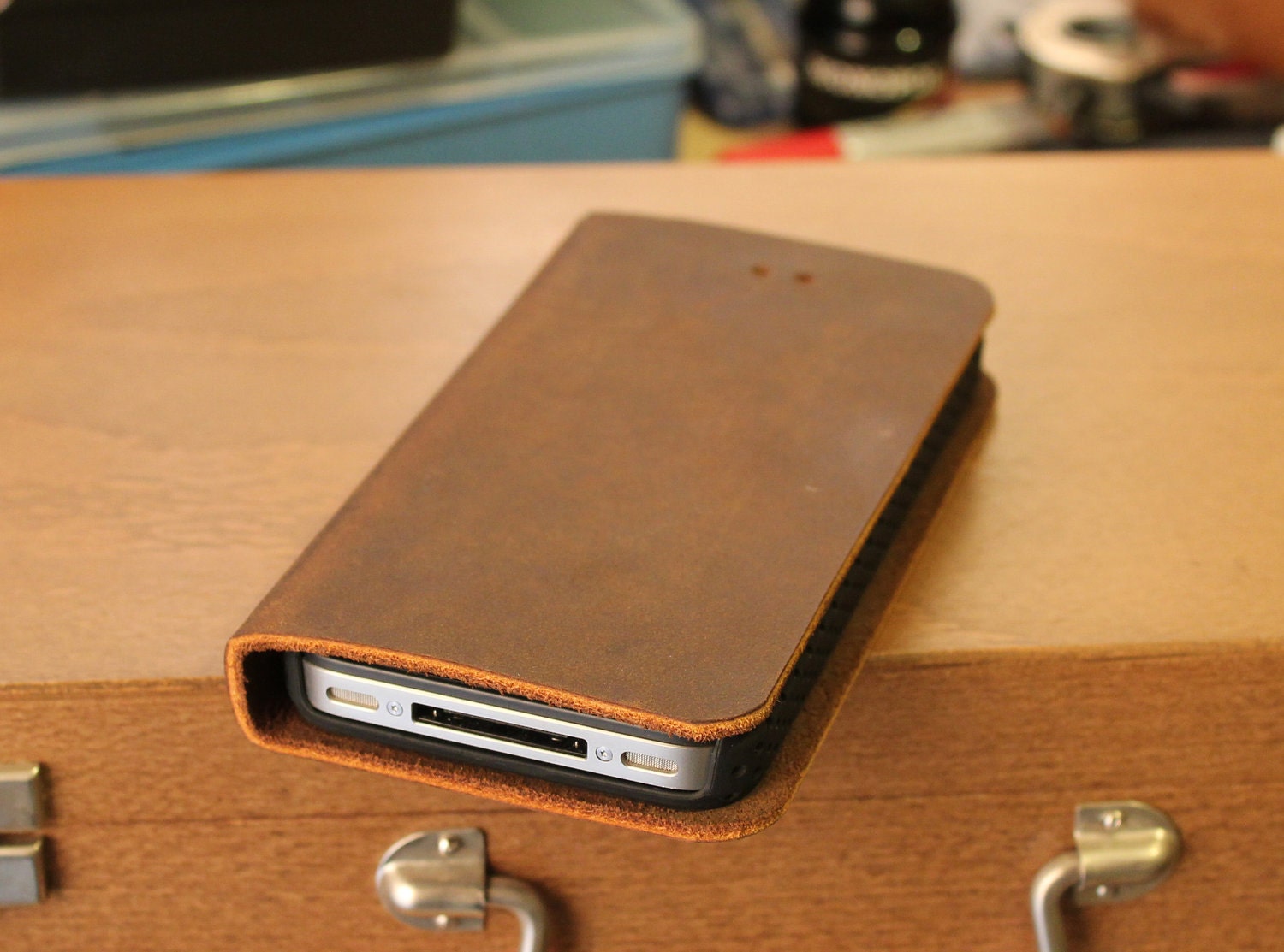 Book iphone 4 case