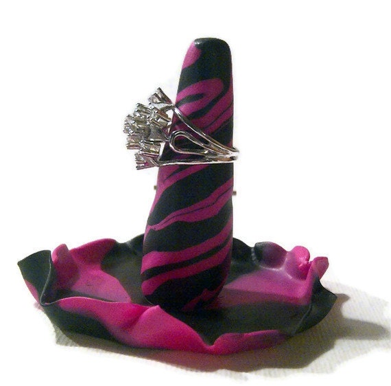 Ring holder, hot pink and black zebra stripe, swirled, girl punk