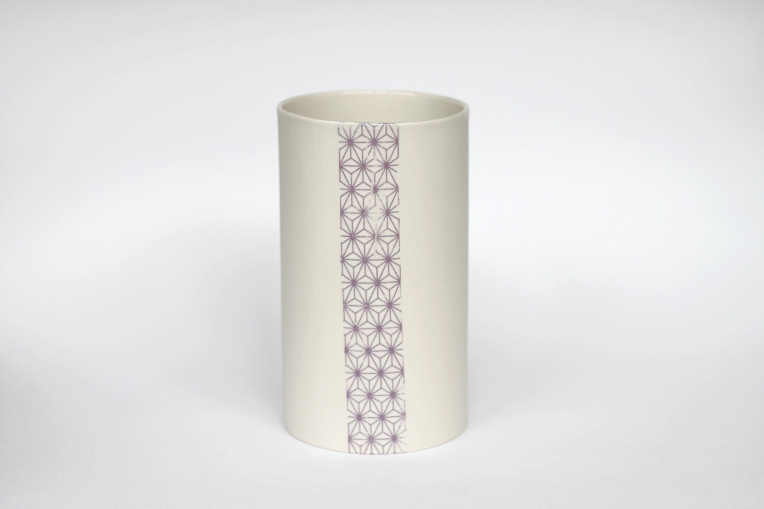 porcelain vase (japanese blue print II)