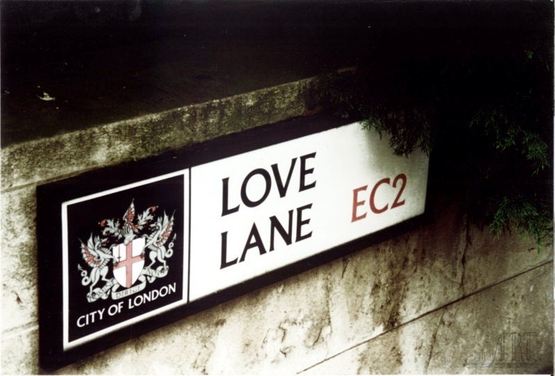 valentine decor, love lane in London, England, Europe, romantic photograph, 5x7 (13x18) - AnnaKiperPhoto