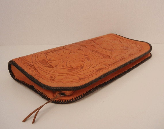 Vintage Tooled Leather Handbag Clutch / 1950s Hand Tooled Clutch Purse