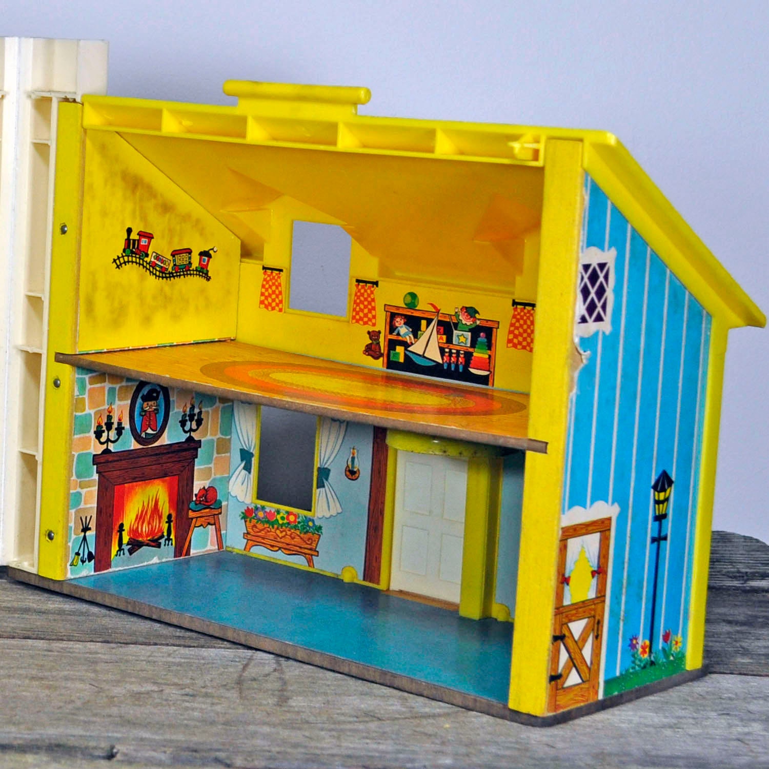 Vintage Fisher-Price Play Family House