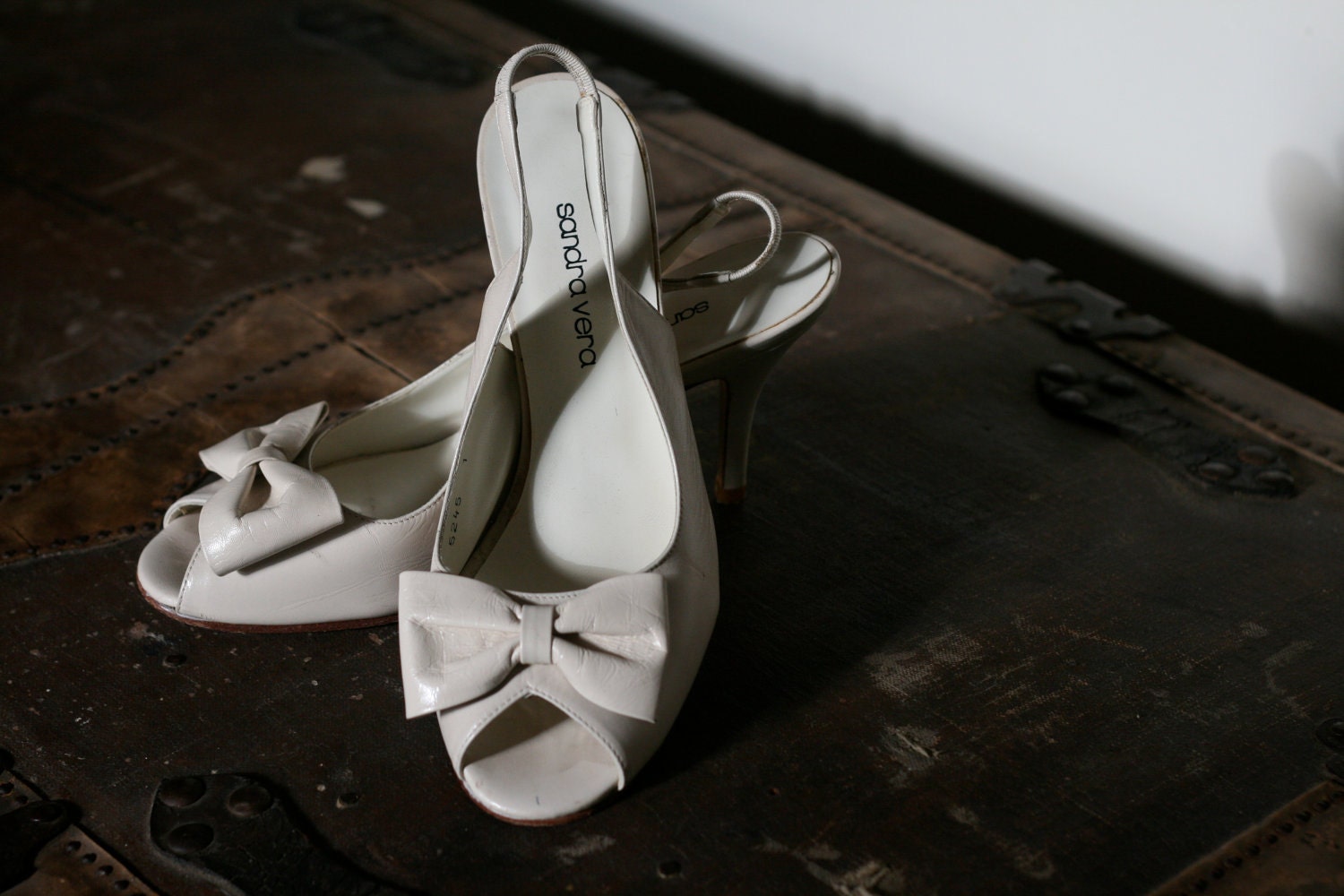 Vintage Bow-Tie Heel