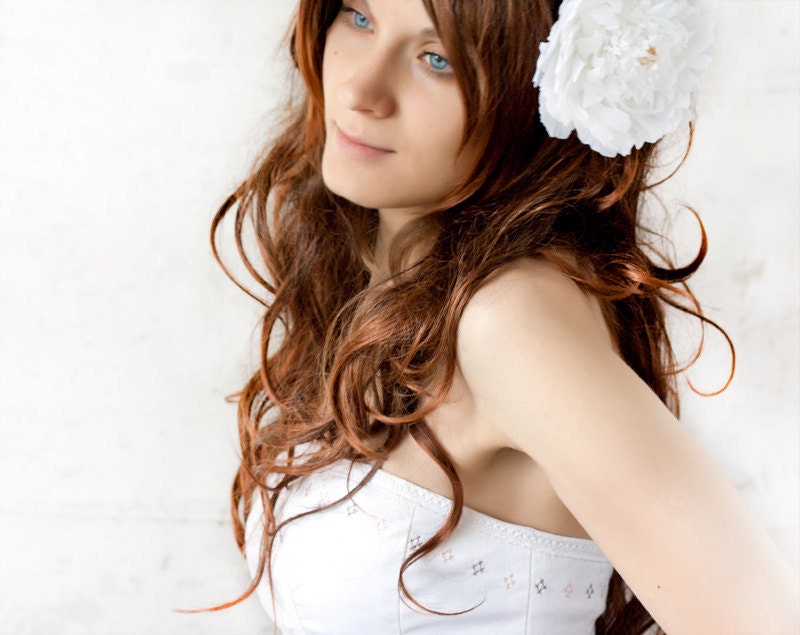 Peony wedding hair, Bridal flower, Hair flower accessories, Wedding Headpiece, White bridal headpiece, Bridal white peony, Flower Hair clip,