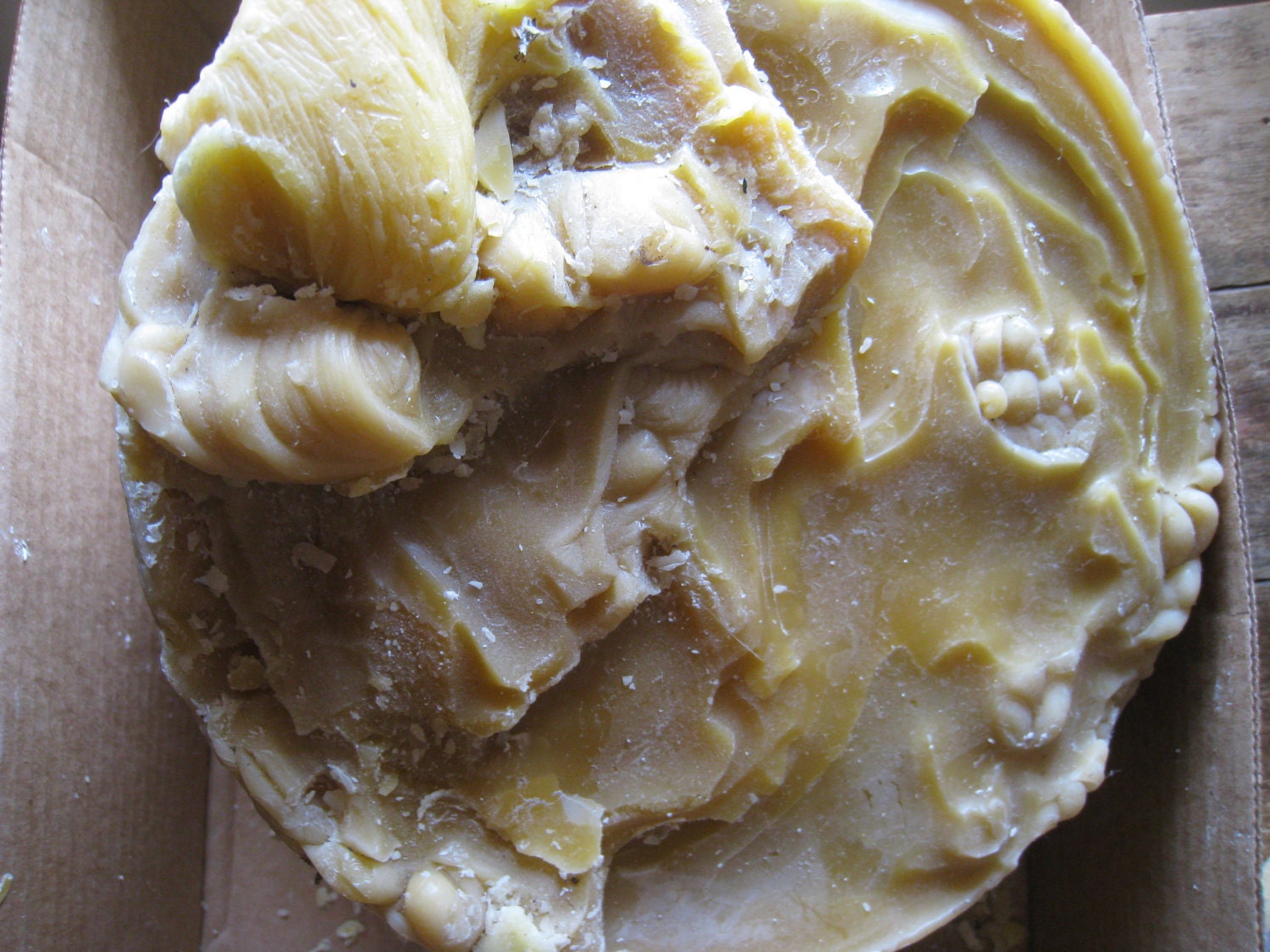 100% Raw, Natural, and Locally Harvested Beeswax - 6 oz.