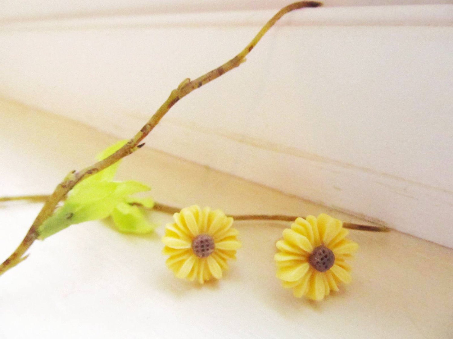 Yellow Sun flower Stud Earrings - Sun Flower Earring Post- Great gift for the holiday  tasteofshabbychic