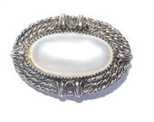 Brooch Pearly Amazing 80s VINTAGE