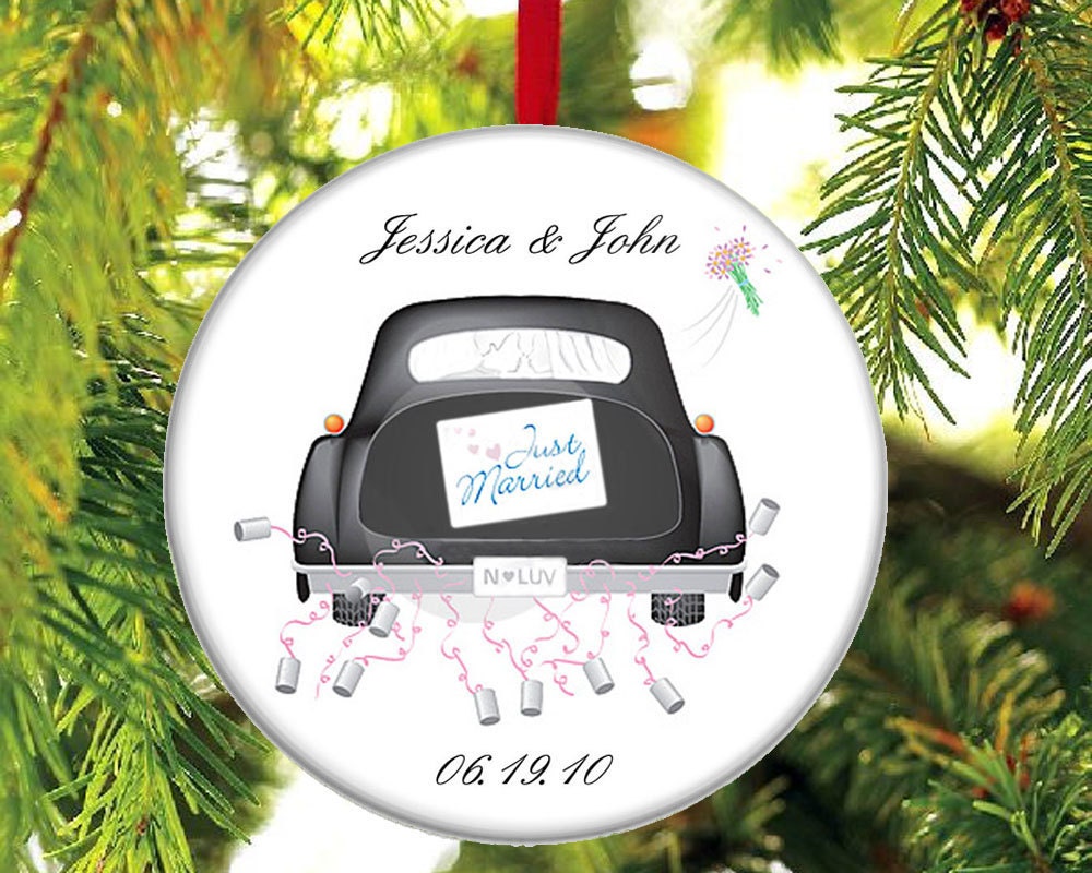 Newlywed Christmas Ornament - Just Married