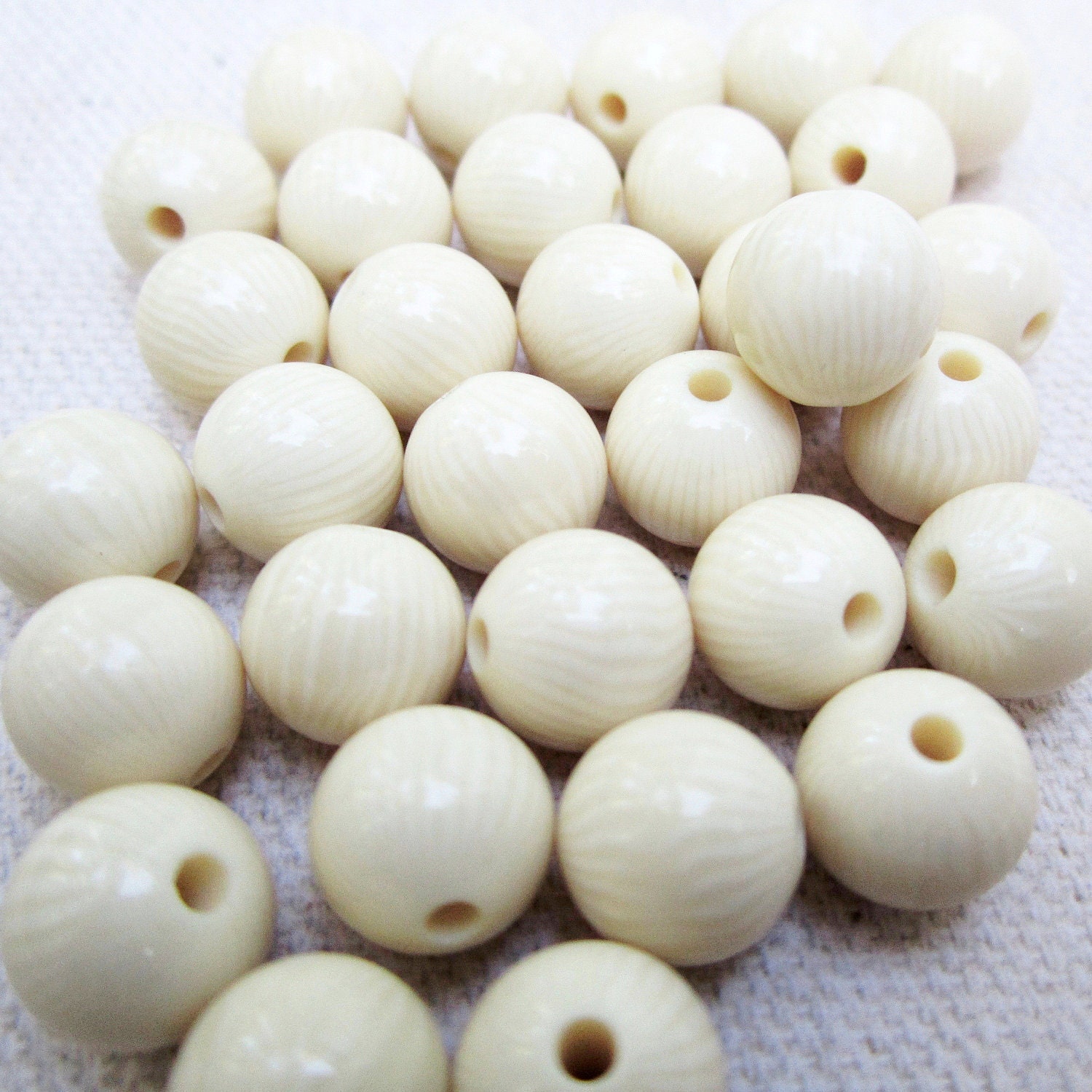 Vintage Round Off White Beads with Light Tan Stripes, 10 mm - 31 beads