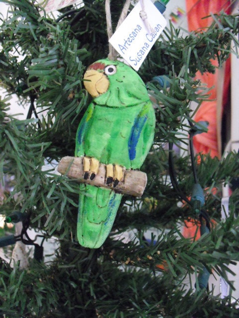 Christmas Ornament-  Green- HAND CARVED -pUERTO rICan Parrot- Holiday-Collectables