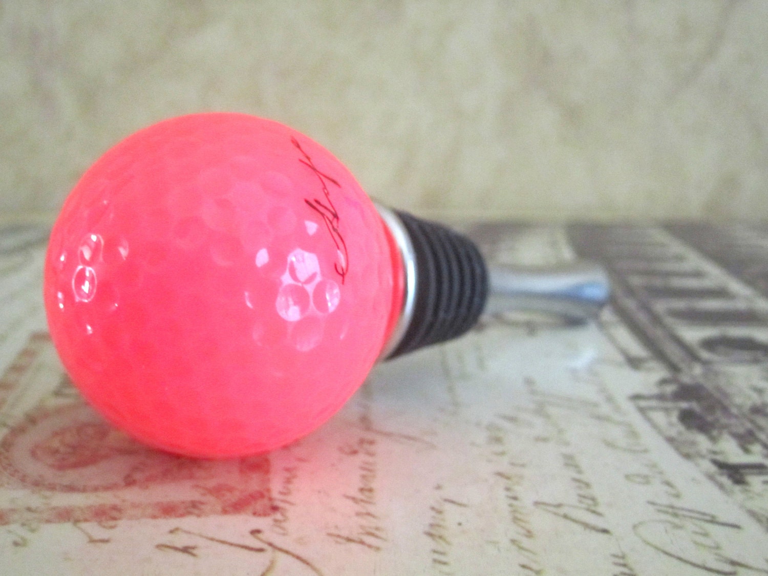 Wine Bottle Stopper - Hot Pink Golf Ball Wine Stopper