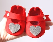 BABY SHOES FELT Valentine's Day - Girl - Newborn also available - Red Grey 100% Wool Felt Mary Jane style
