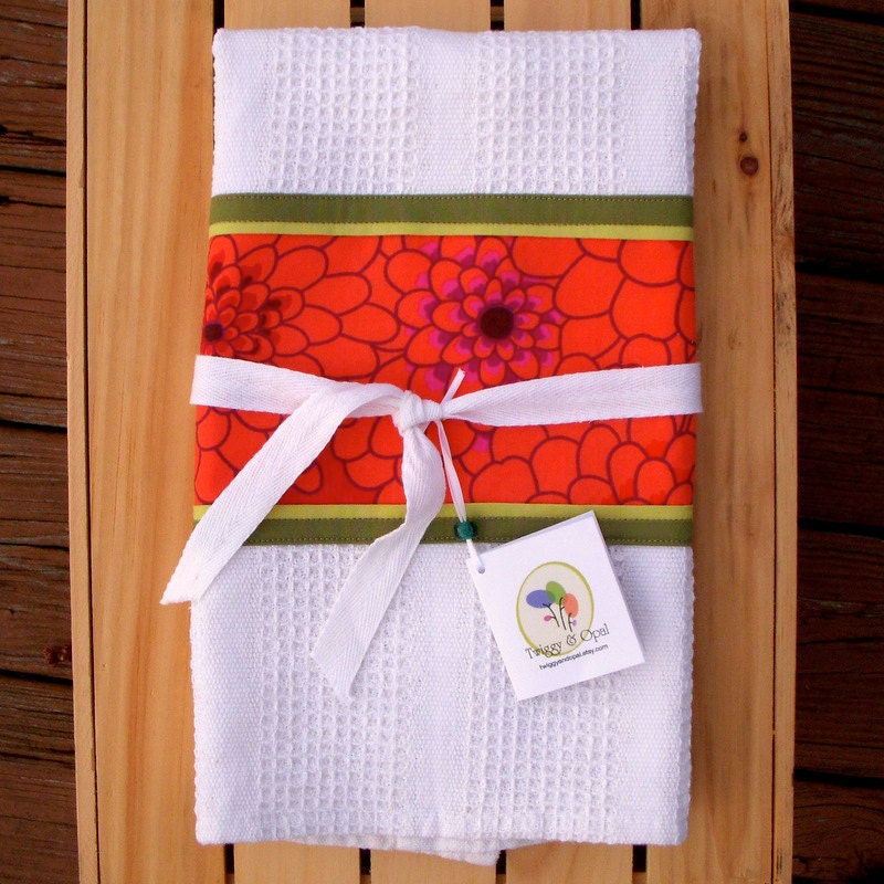 Orange Kitchen Towel, Orange Zinnia Floral, Modern Kitchen Hand Towel