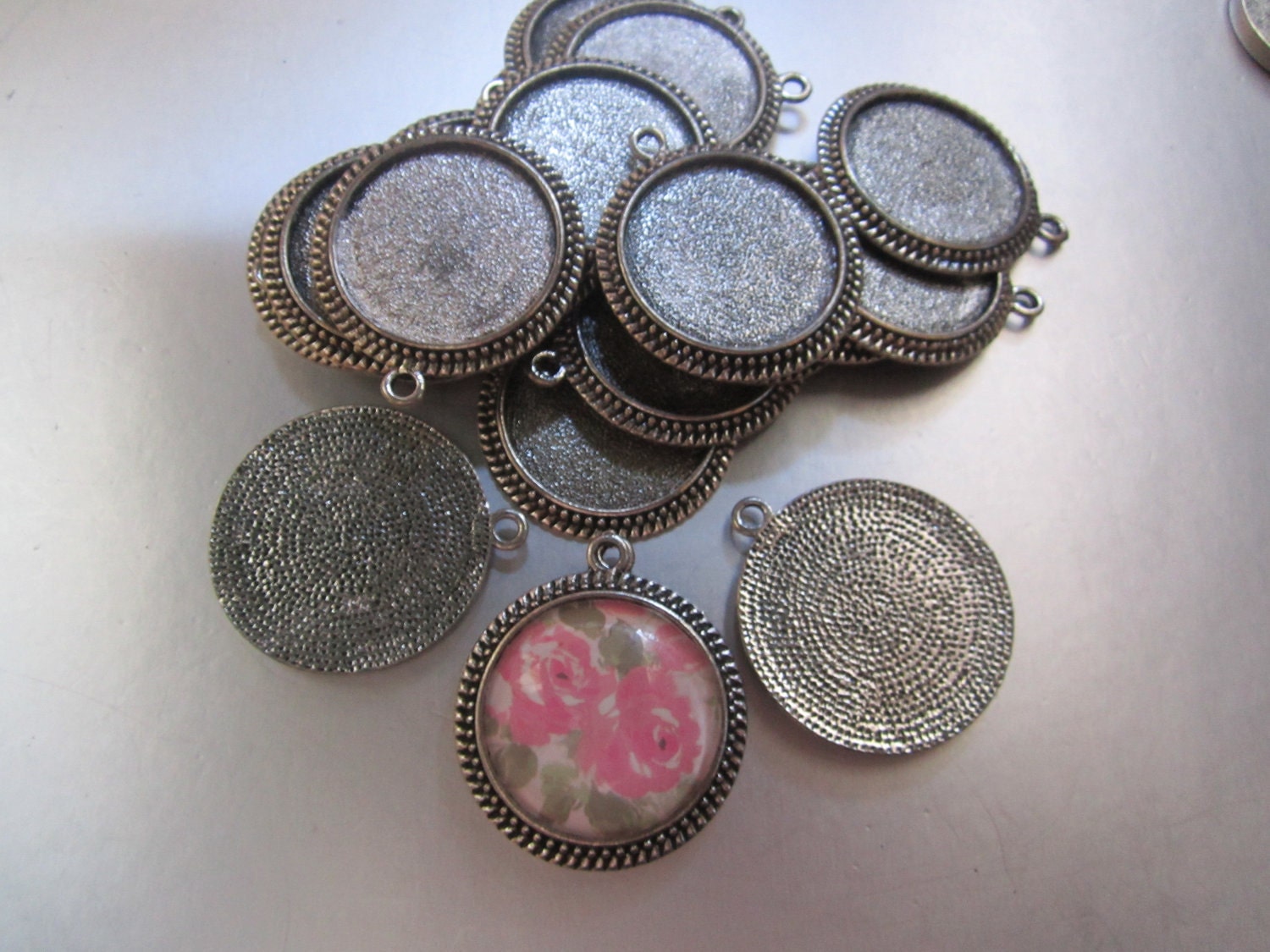 Reserved for CC Pendant Trays 15 Antique Silver 30mm Round Ornate Vintage Styled Supplies
