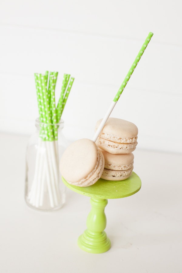 Lime Dot Treat Sticks